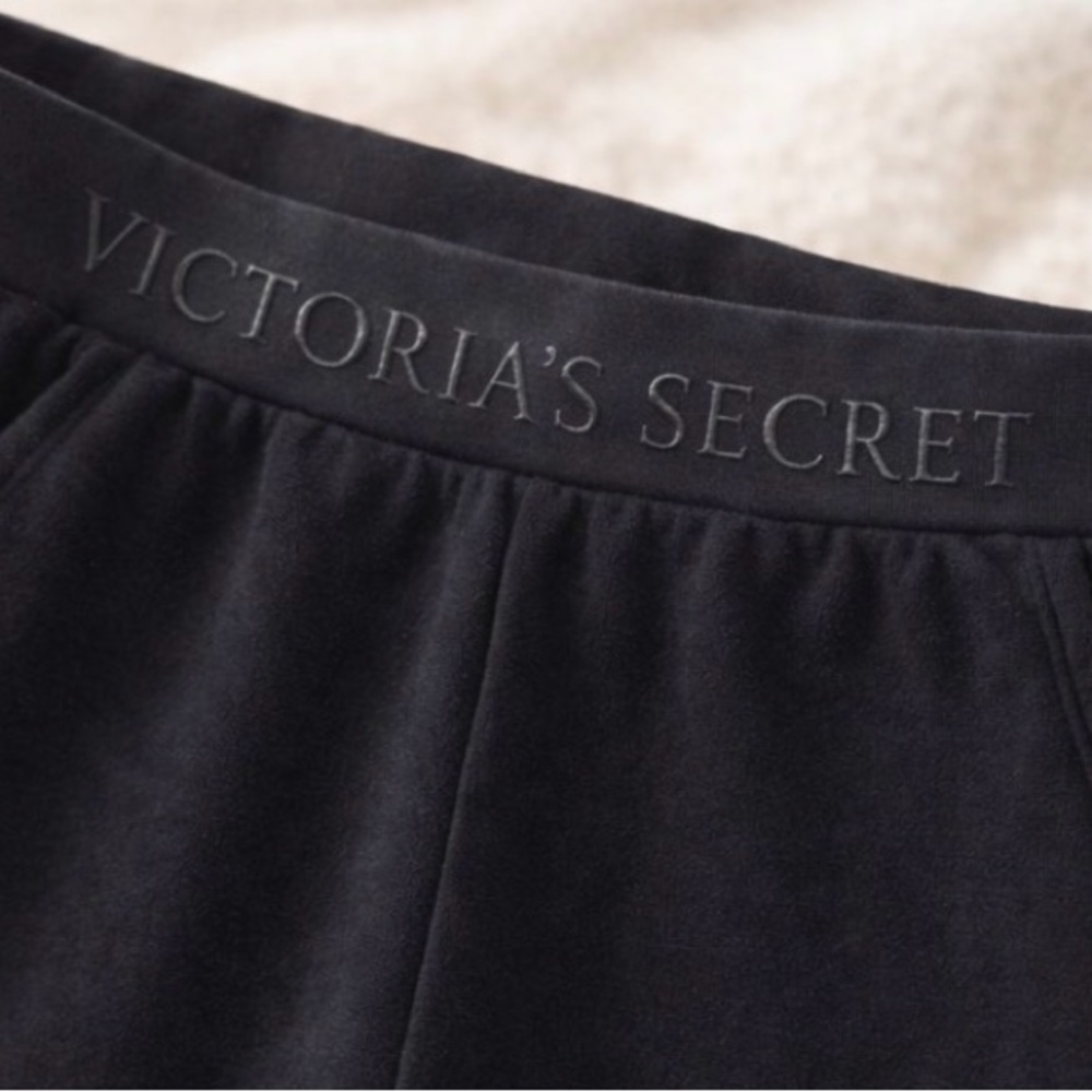 Victoria's Secret Logo Waistband Fleece Joggers - Classic Black Size Medium - Picture 7 of 7